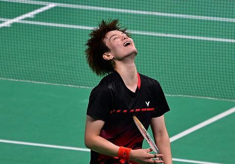 还吸引了那 还吸引了那