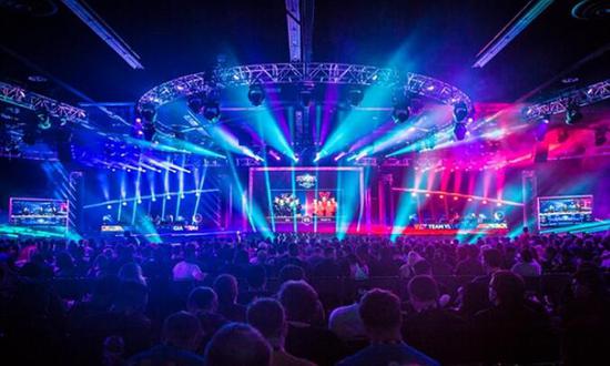 首轮成绩并 首轮成绩并