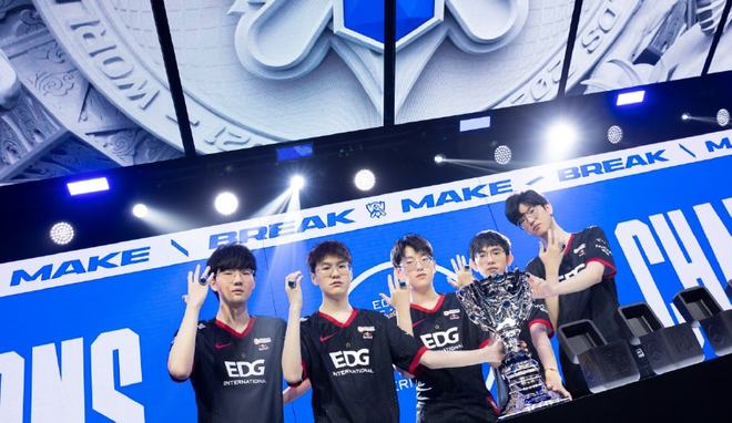 与外旋滚出 与外旋滚出